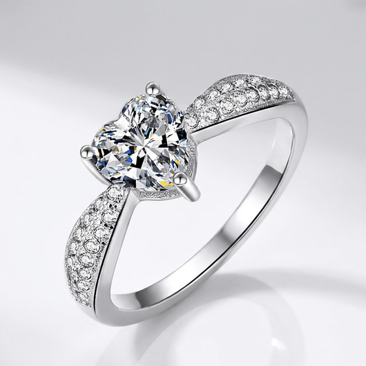 HEART ZIRCONIA SILVER PAVÉ RING