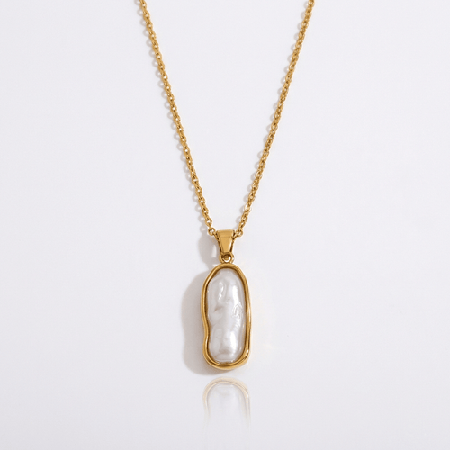 GOLD OPAL PENDANT NECKLACE