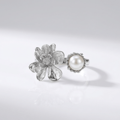 SILVER PEARL BEADED RING