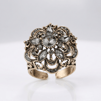 SILVER DIAMOND FLOWER BURST RING