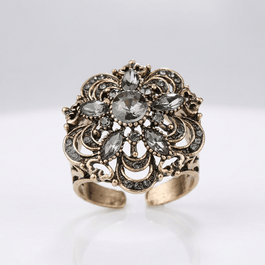SILVER DIAMOND FLOWER BURST RING