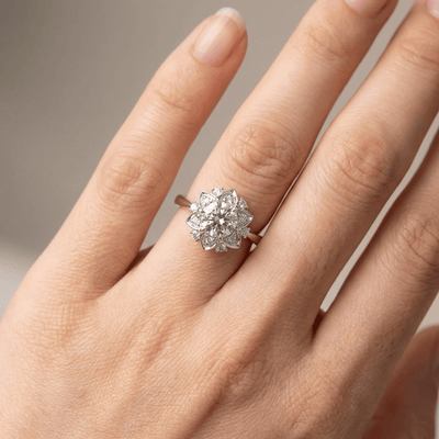 SILVER ZIRCONIA LOTUS LIGHT RING