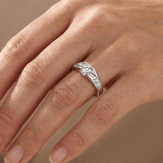 SILVER ZIRCONIA MODERN EMBRACE RING