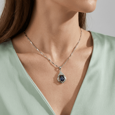 SILVER DIAMOND SAPPHIRE VINTAGE NECKLACE