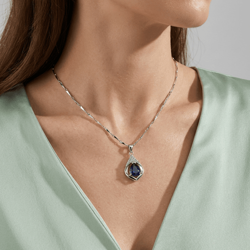 SILVER DIAMOND SAPPHIRE VINTAGE NECKLACE