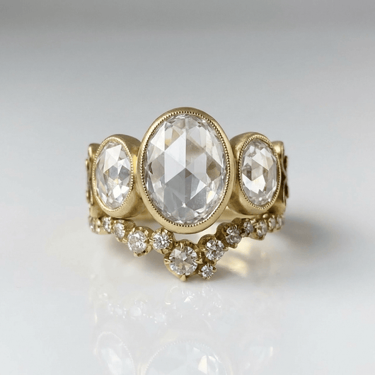 TRIO OVALS RING
