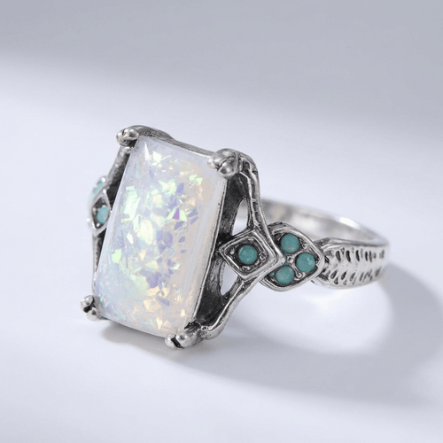 AURORA OPAL RING