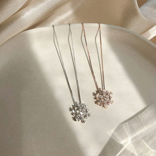 SNOWFLAKE ZIRCONIA NECKLACE