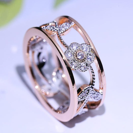 ROSE RADIANCE RING