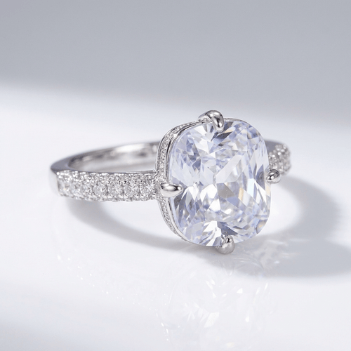 OVAL ZIRCONIA WHITE GOLD ELEGANT RING
