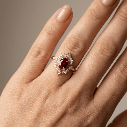 GOLD RUBY DIAMOND VINTAGE RING